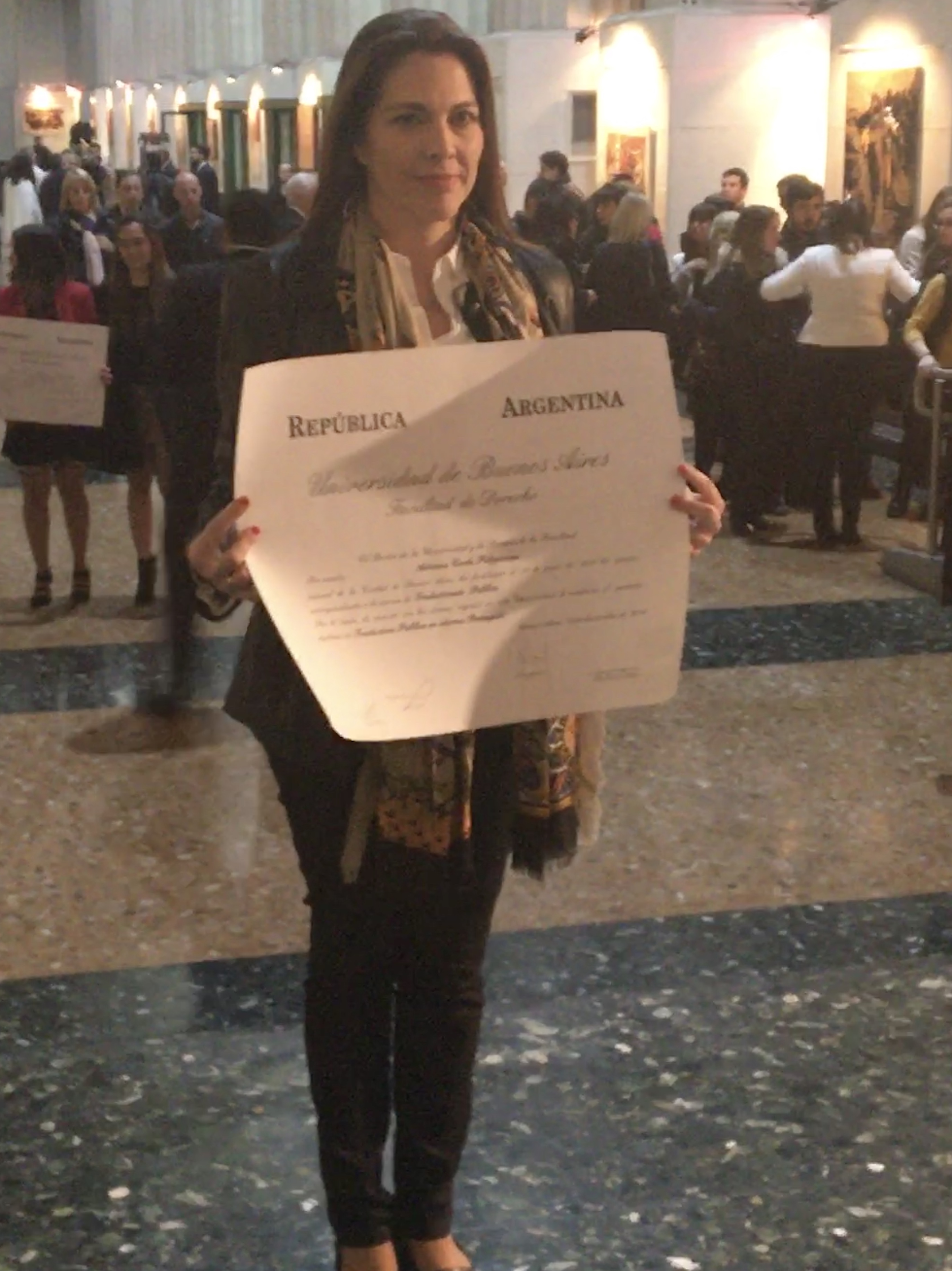 Adriana Pilipposian, Traductora Pública de español y portugués